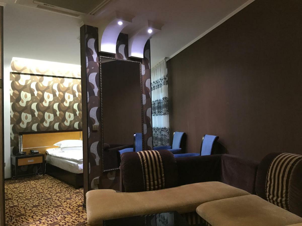 Hotel Zhibek Zholy Shymkent Exterior photo